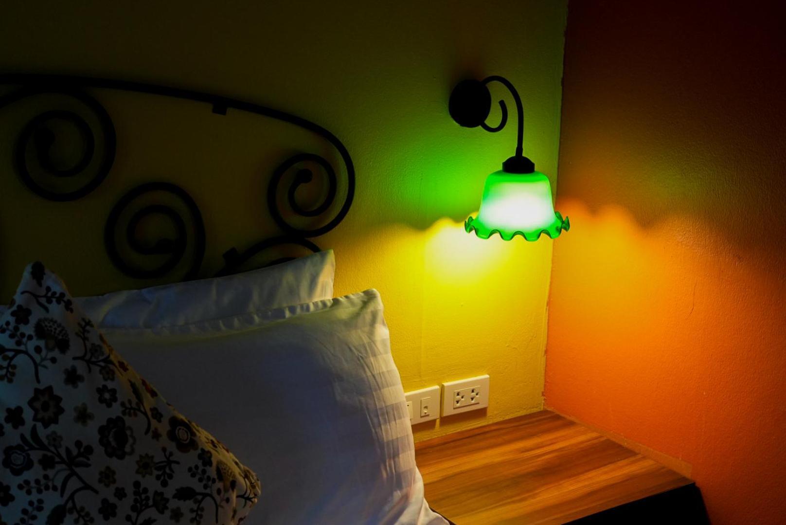The Castello Resort Ko Lan Room photo