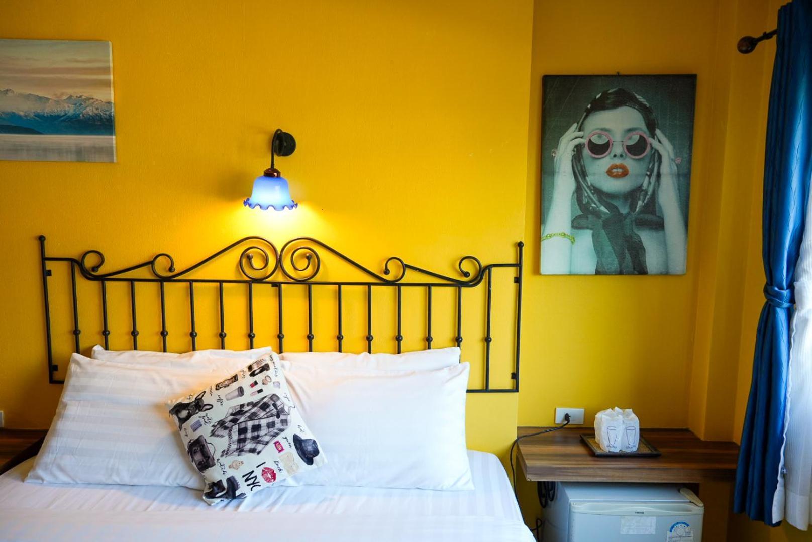 The Castello Resort Ko Lan Room photo