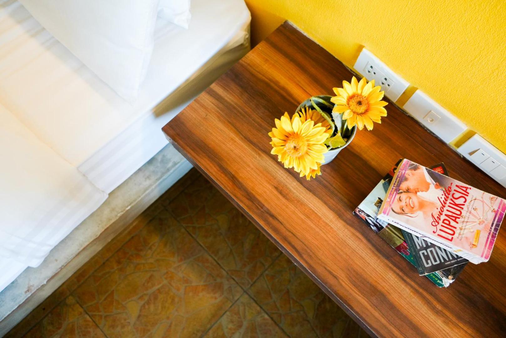 The Castello Resort Ko Lan Room photo